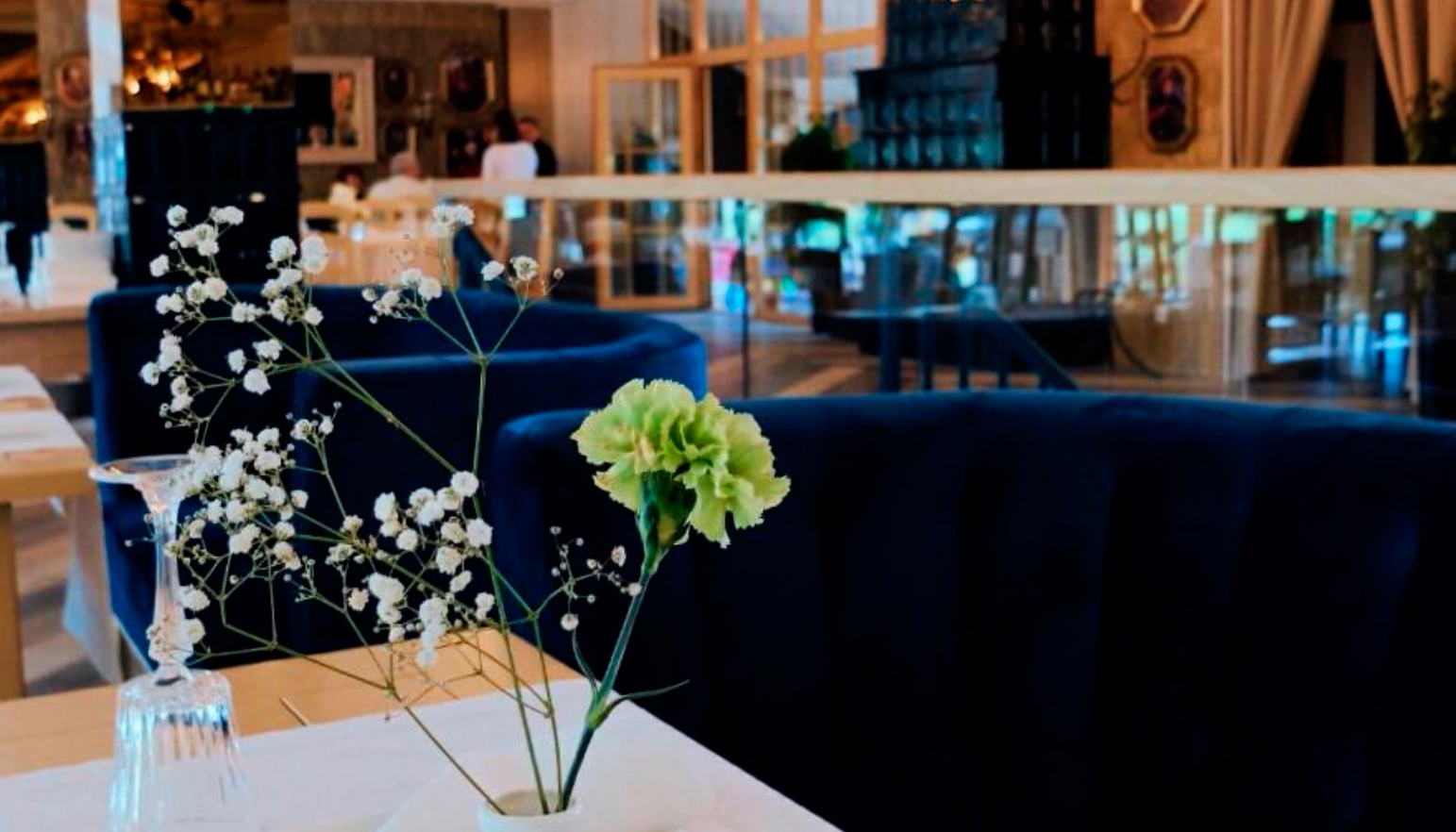 Restaurants and bars of the resort "George Park" are ready to please all guests delicious cuisine